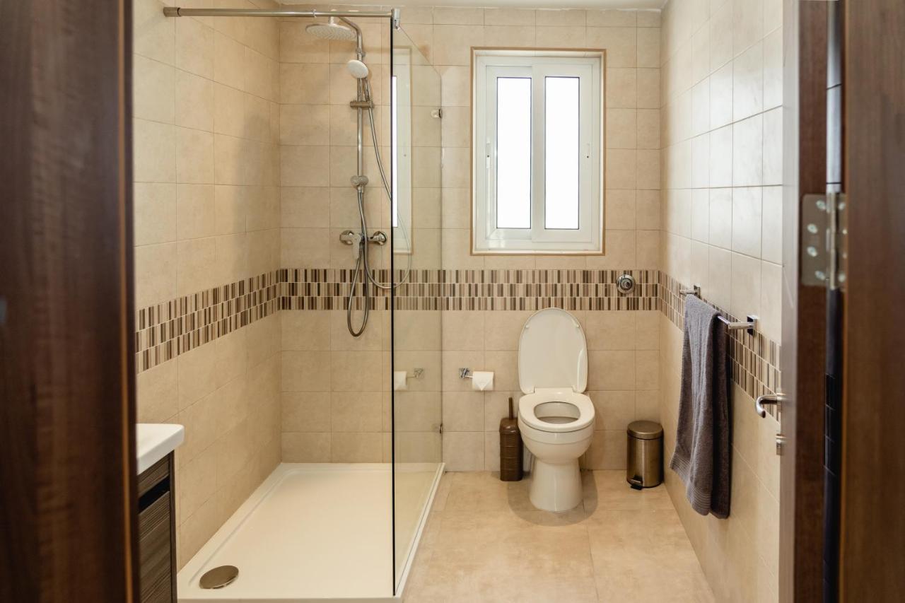 Stunning 1bdr Sliema-center Penthouse! Near Pool!